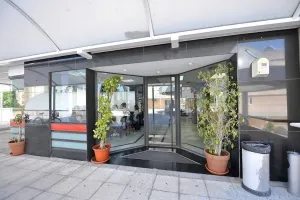UNSERE SCHULE DQ MARBELLA 02